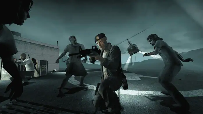 مشهد من لعبة Left 4 Dead 2 للكمبيوتر الشخصي يظهر الناجين وهم يقاتلون حشدًا من الزومبي في بيئة حضرية مظلمة مهجورة.