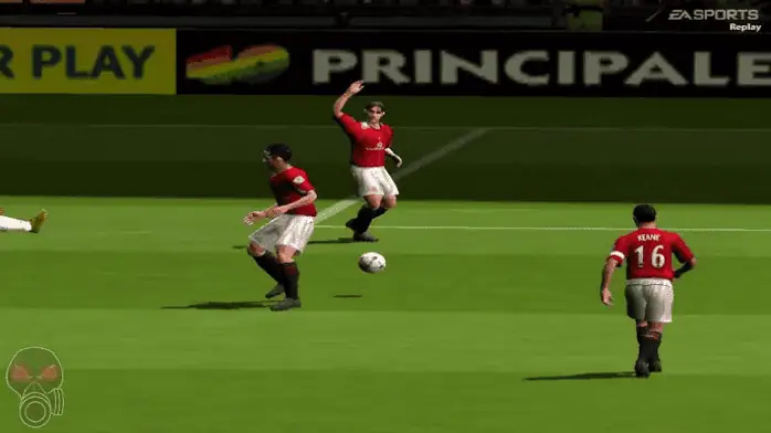 غلاف لعبة FIFA 2005 للكمبيوتر الشخصي يظهر فيه لاعب كرة قدم أثناء اللعب مع عرض عنوان اللعبة بشكل بارز.